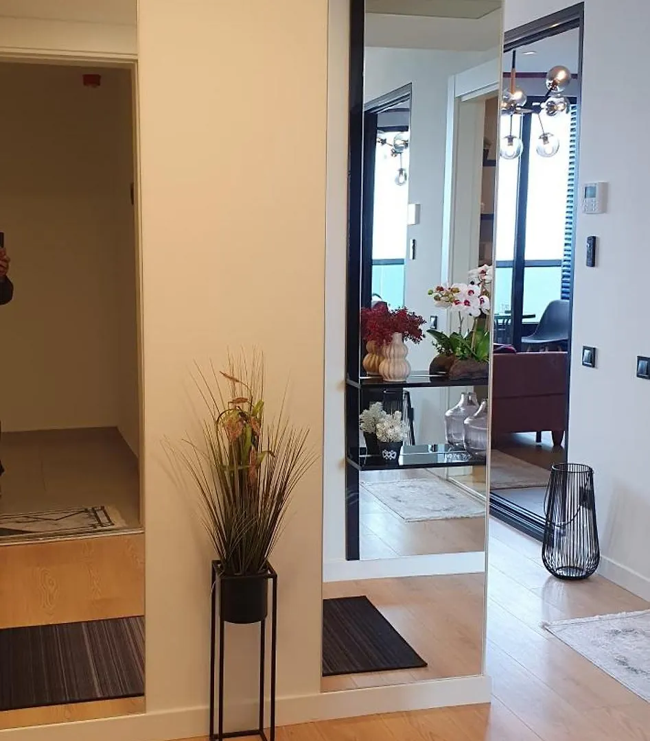 Apartament Zeinab Batumi 0*,